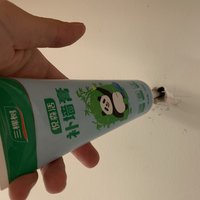 装修刷剩的乳胶漆不要丢，配合补墙膏日后有大用处！