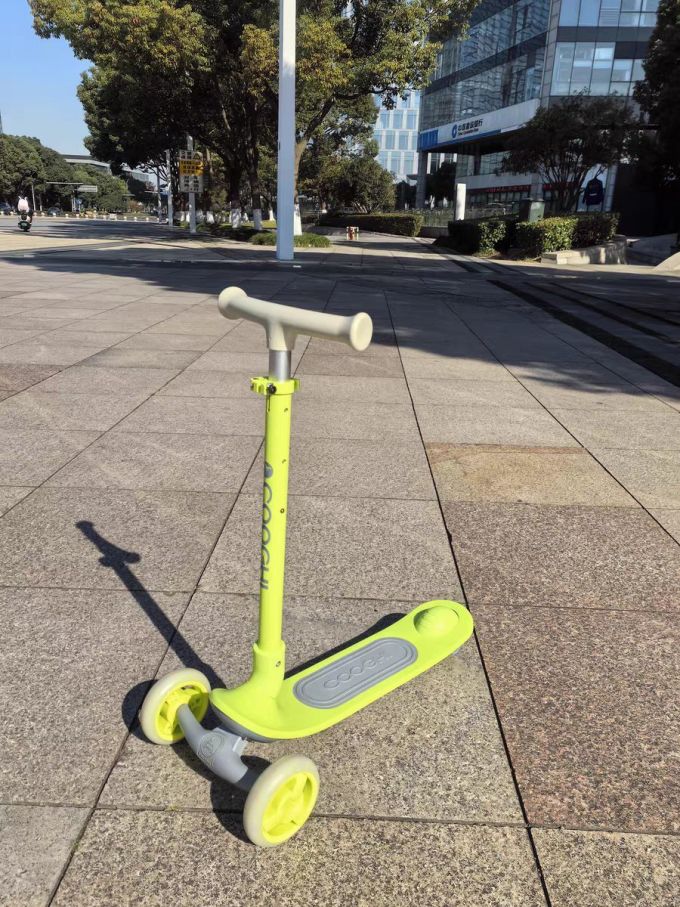 酷骑q1儿童滑板车孩子的出行玩伴