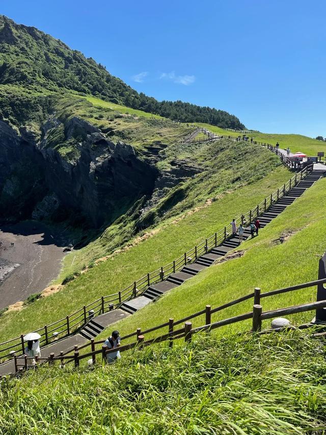 3分钟了解济州岛：自然美景、文化遗产和美食购物全攻略