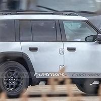 谍照曝光！纯电硬核越野Jeep 量产版 Recon SUV 路测图