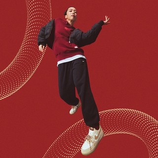 NIKE SPORTSWEAR 灵蛇迎新系列双面穿夹克：灵动新春，双面风尚