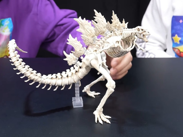 [骨头架子]万代12月 一般发售 拼装哥斯拉2024 官方介绍