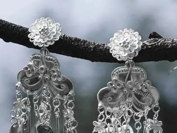 非遗 | 苗银新语：传统技艺下的现代表达