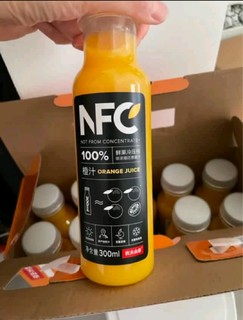 农夫山泉NFC橙汁果汁饮料100%鲜果冷压榨 橙子冷压榨300ml*10瓶礼盒