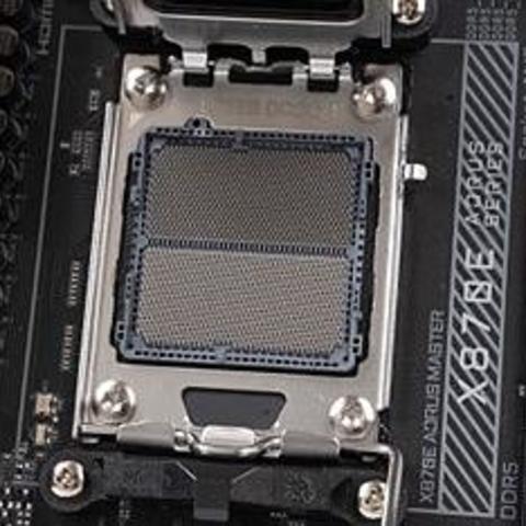 综合表现最强9800X3D座驾——技嘉X870E AORUS MASTER超级雕评测