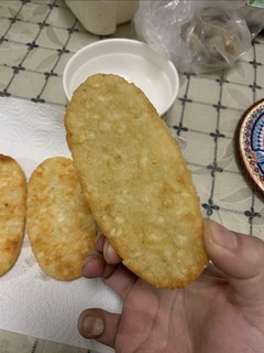 家里有烤箱的一定要试试这样做薯饼口感酥脆更健康