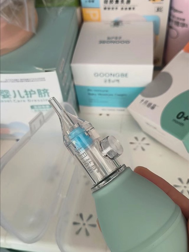 十月结晶吸鼻器