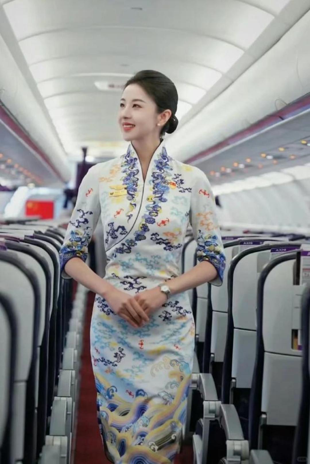 国航温暖服务体验:最美空乘故事与细致关怀