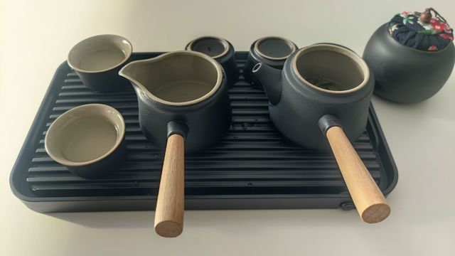 办公室放一个小茶台，喝茶也要仪式感！