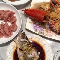 跨年大餐哪家强？海宏盈带你领略海鲜盛宴！