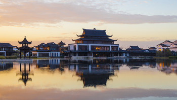 又一高铁线开通！30+个景点免费游！串联江南水乡，千年古镇群，“包邮区周末计划