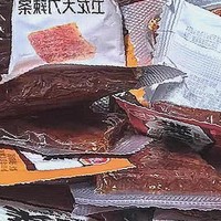 卫龙魔芋爽素毛肚辣条解馋小零食辣味零食休闲食品小吃网红爆款