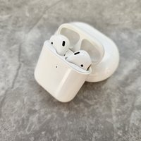 四年前的AirPods2代，今天看它过时了吗？谁能给我一个换掉它的理由！