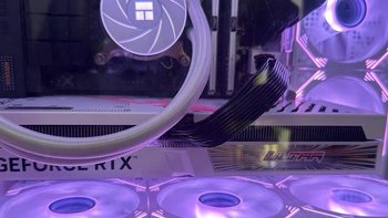 七彩虹iGame GeForce RTX 4060 Ultra W OC 8GB