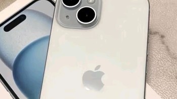 iPhone 15：经典与创新并蓄，年末特惠不容错过