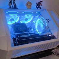 Thermaltake（Tt）的The Tower 300机箱