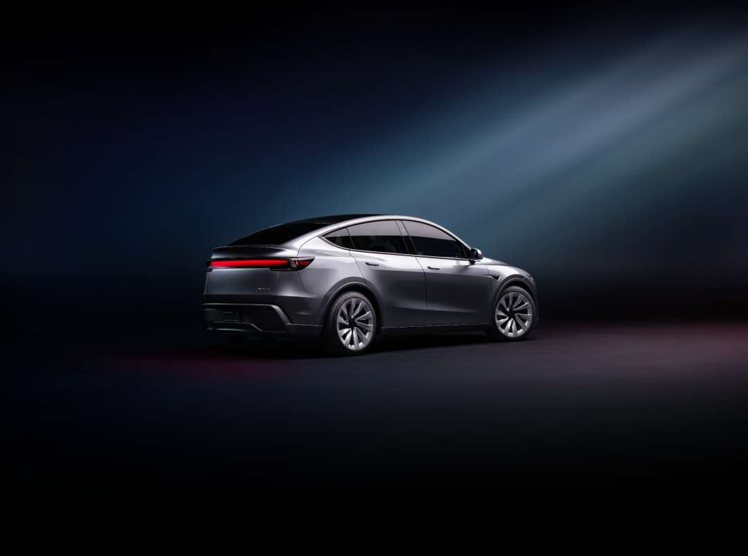 焕新Model Y 26.35万元开启预售：外观、座舱、续航全面升级！