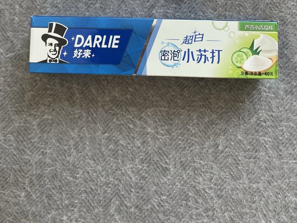 好来芦荟小青瓜牙膏