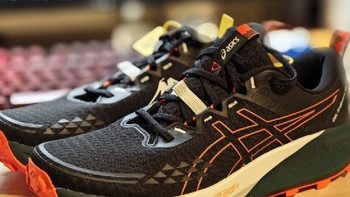 Asics 新越野鞋 Trabuco 13 开箱测评：初体验与期待