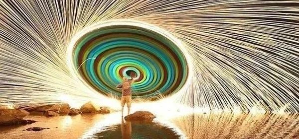 25张令人拍案叫绝的神级抓拍摄影，每一张都精彩至极！