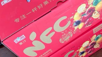 汇源100%NFC夺目瓶缤纷礼盒——健康与美味的双重盛宴