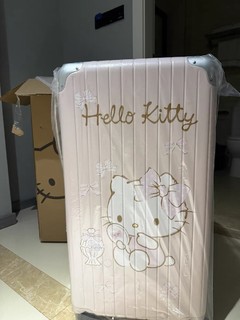 萌趣出行！银座xHelloKitty联名旅行箱，铝框trunk，装满少女心