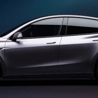 特斯拉焕新Model Y，让我眼前一亮