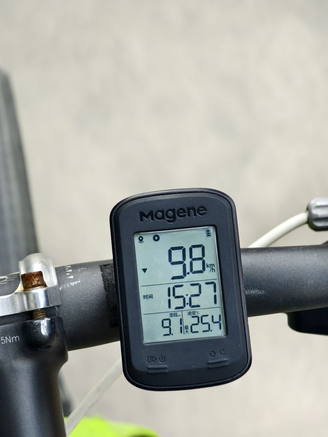 你们骑车会买码表吗？看看我0元薅的迈金C206码表