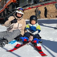 不到两岁的娃，勇闯金山岭滑雪场失败！