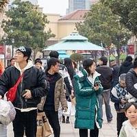 2025新风物：长沙百联奥莱“湘涌英歌”燃爆新春