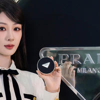 PRADA美妆品牌代言人杨紫限时亮相