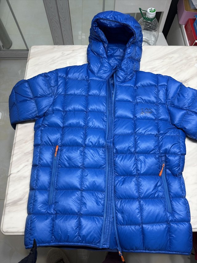 不到500元，1000蓬的鹅绒服搞定