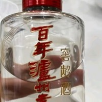 过年送礼新选择：泸州老窖窖龄30年浓香型白酒🍶