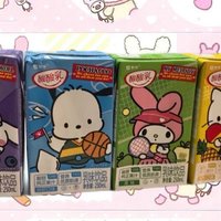 分享一下优酸乳的Hello Kitty，蒙牛限定的凤梨味的酸酸乳