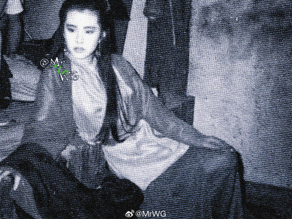 王祖贤#独家扫描# 美如琪花瑶草，自带幽然仙气，可以是清新甜萌的海狸鼠妹子🦫，也可以是凄婉的奈河女儿🫧，你永远可以爱上王祖贤的电影，爱上王祖贤！1月31日，祝王祖贤58岁生日快乐#王祖贤0131生日快