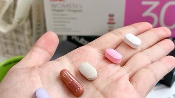 GNC 健安喜 Vitapak®女性30+每日营养包：我的健康守护者