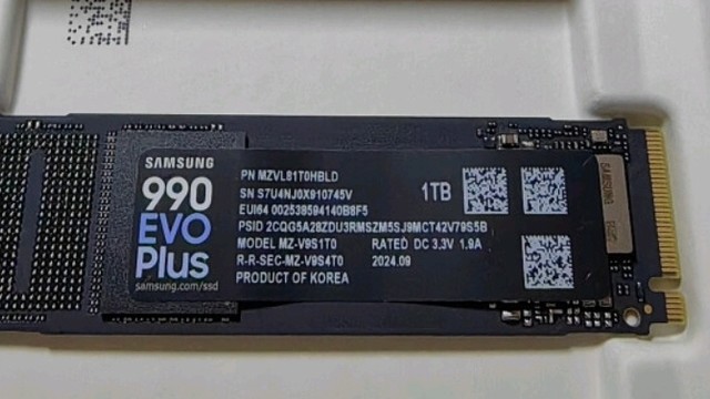 三星1TB SSD固态硬盘 M.2接口990 EVO Plus