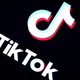 太疯狂，只因预装Tiktok，二手 iPhone 16 Pro 竟能涨到15000美元