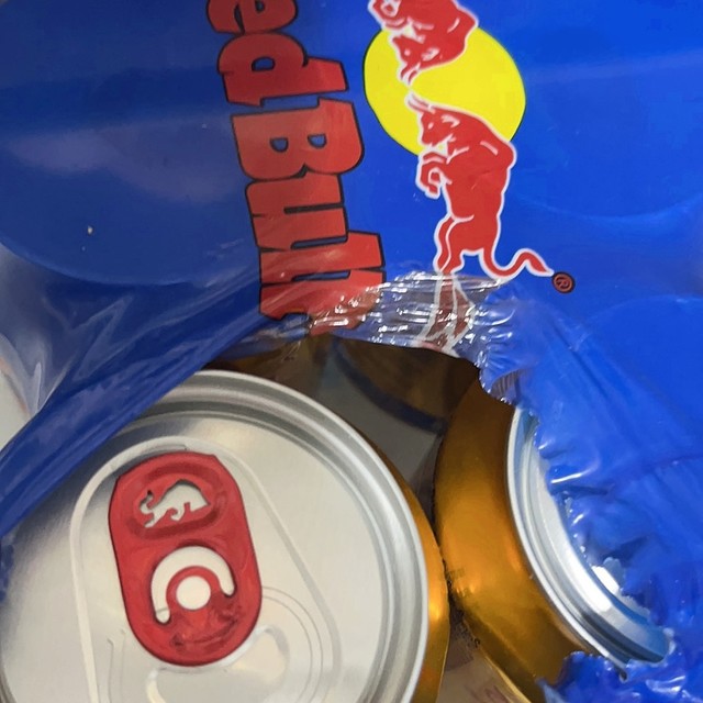 还好，家里提前准备好了红牛，让我中午开车没有发困。