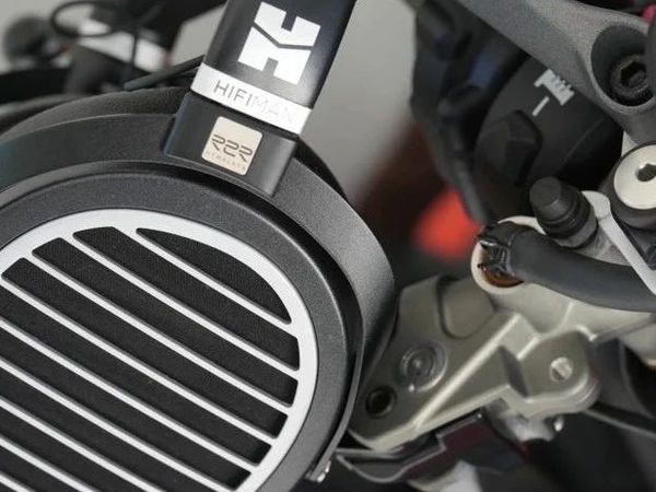 评测 | 创造历史？深入评测内置R2R解码耳放的HIFIMAN海菲曼 ANANDA-BT蓝牙大耳