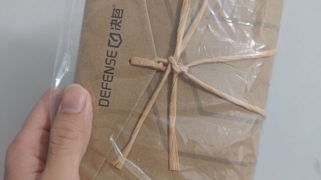手感和质感都不错的决色iphone 13pro手机壳