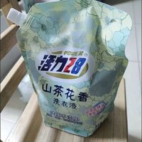 国货之光！活力28山茶花洗衣液，洗出清新一天，家洗新体验！