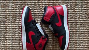 Air Jordan 1“禁穿”配色复刻历程：经典黑红承载的传奇与文化