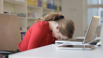 如何正确补觉，填补你的“睡眠缺口” 