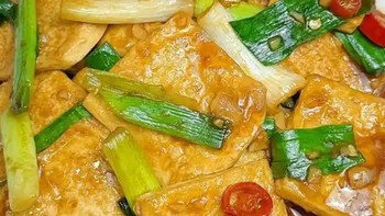 香煎豆腐：平凡食材里的烟火至味