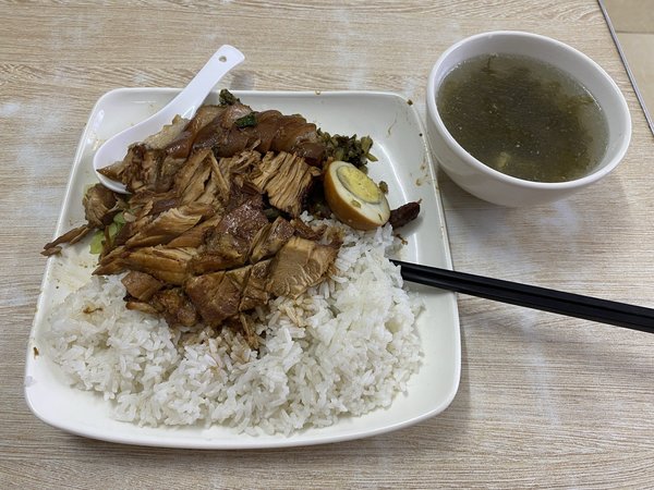 18元猪脚饭管饱，碧桂园十里银滩FIRE生活错峰体验