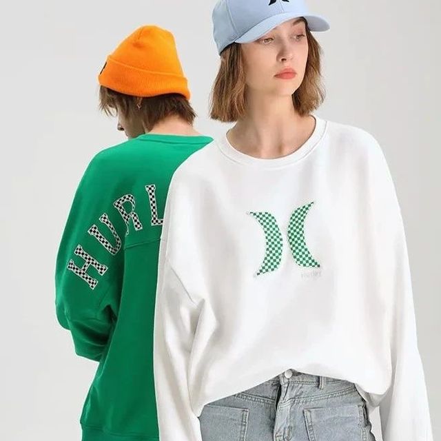 前Nike旗下「潮牌卫衣」火遍欧美?!竟不到百元！