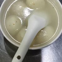 顾一盒桂花酒酿鲜奶汤圆：舌尖上的江南风情