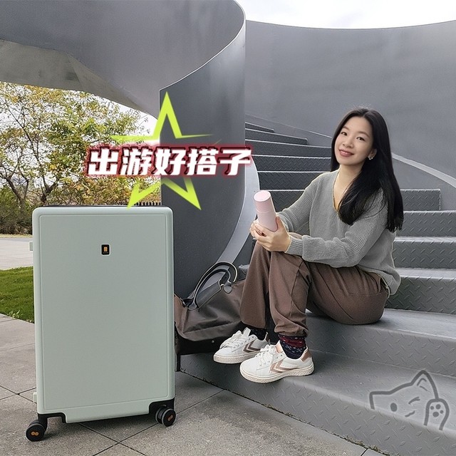 这行李箱太狠了！跟风买的—地平线8号大旅行家，凭啥这么能装？