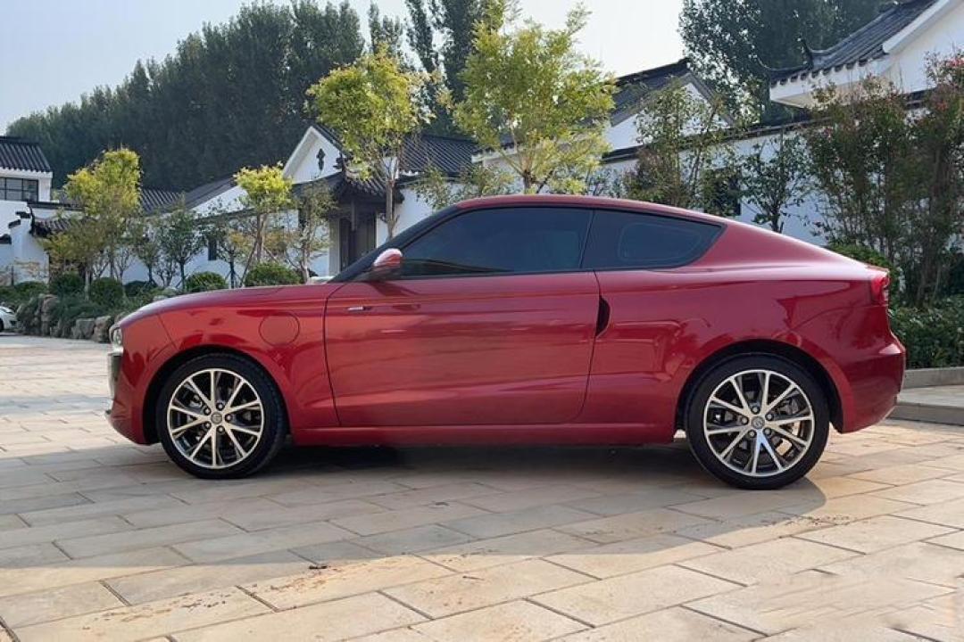 新能源二手车市场爆发式增长：购买攻略与真实体验全解析